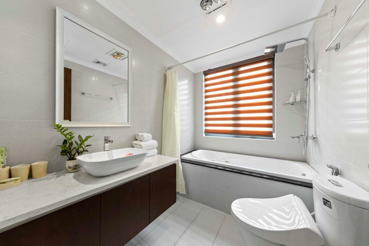 Newsky Serviced Apartment Hanoi Esterno foto